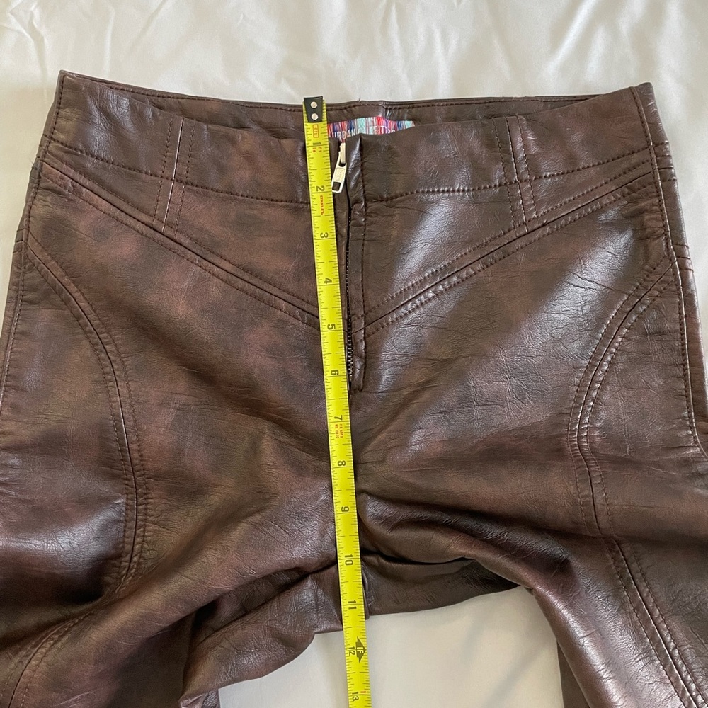 NWOT β¨ | URBAN OUTFITTERS FAUX LEATHER PANTS π - Picture 12 of 16